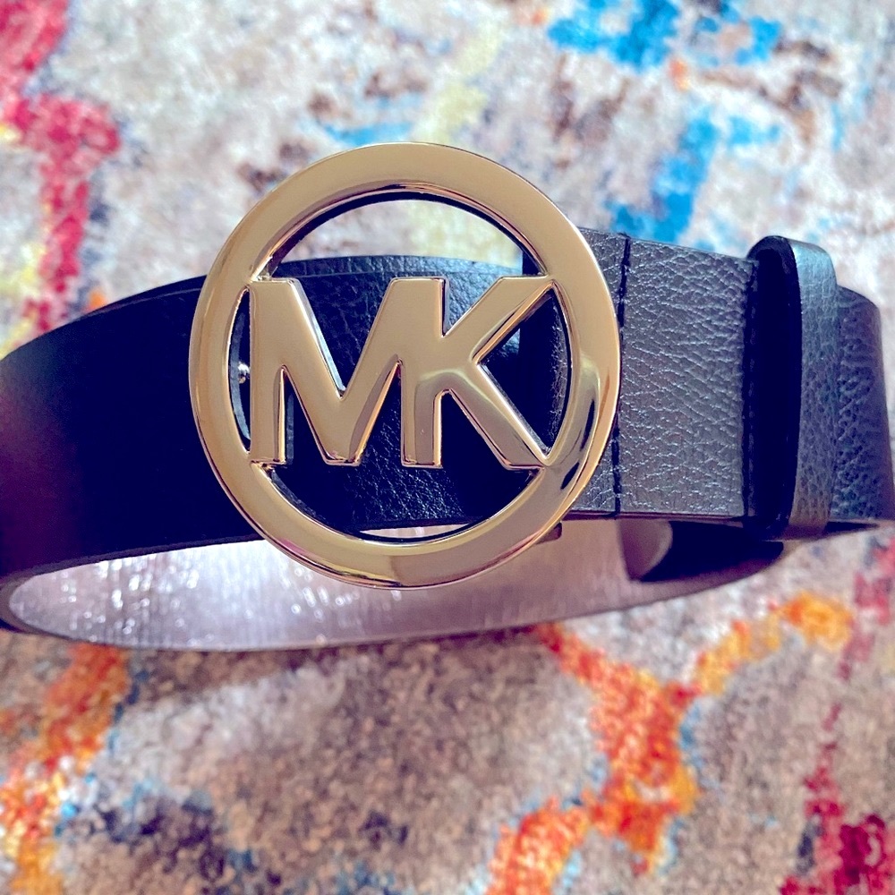 Michael Kors Logo Belt. NWT. Size XL